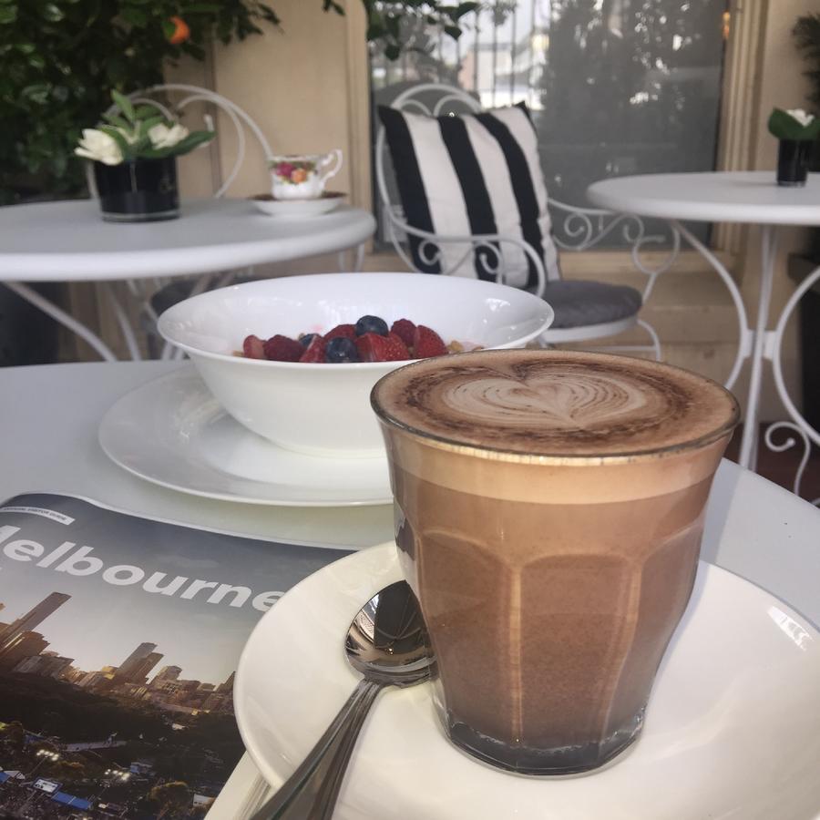 Andre'S Mews Aparthotel Melbourne Eksteriør bilde